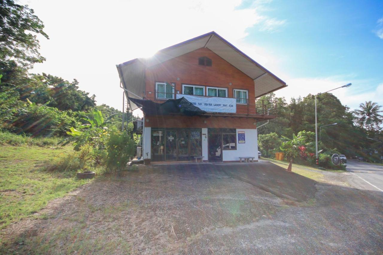 Hotel Oyo 75373 Chamil House Nai Harn Exterior foto